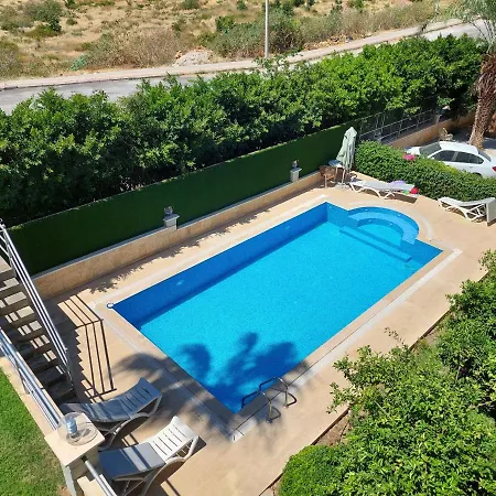 Daire Dinek Mahallesi,eski Antalya Yplu Cad.,uygun Cleopatra 3 Sitesi No:59 Blok:e Daire:2 Alanya