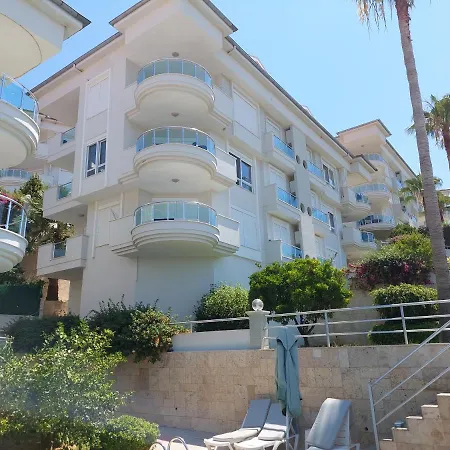 Daire Dinek Mahallesi,eski Antalya Yplu Cad.,uygun Cleopatra 3 Sitesi No:59 Blok:e Daire:2 Alanya
