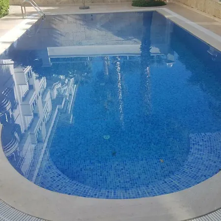 Dinek Mahallesi,eski Antalya Yplu Cad.,uygun Cleopatra 3 Sitesi No:59 Blok:e Daire:2 *