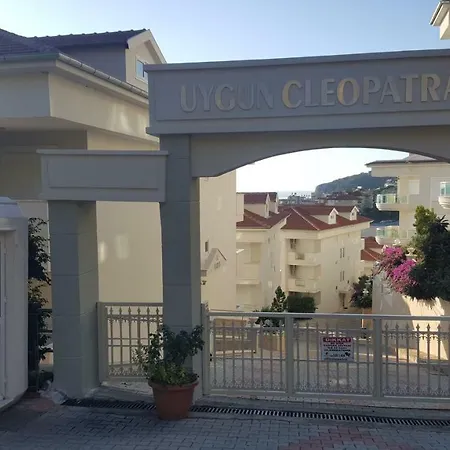 Dinek Mahallesi,eski Antalya Yplu Cad.,uygun Cleopatra 3 Sitesi No:59 Blok:e Daire:2 Daire